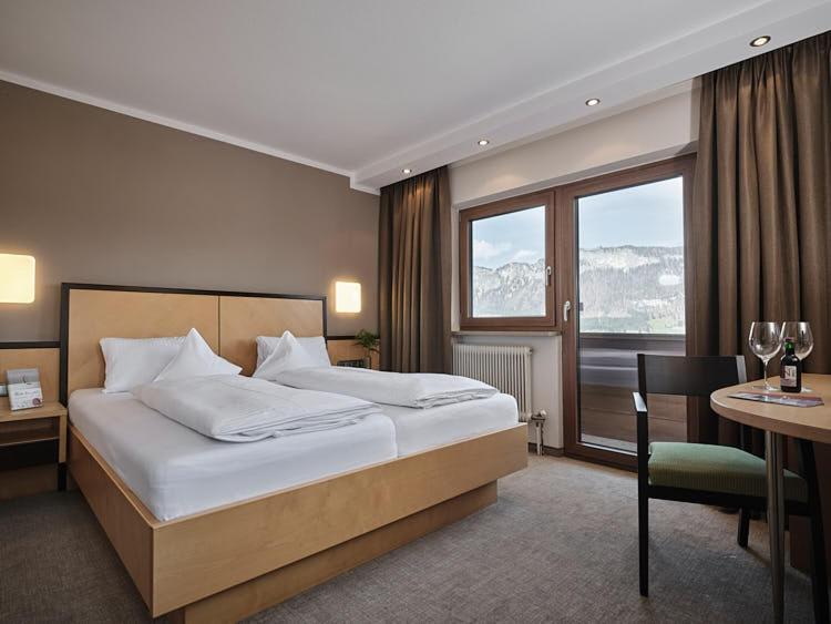 Hotel-Gasthof Zur Schoenen Aussicht St. Johann in Tirol Extérieur photo
