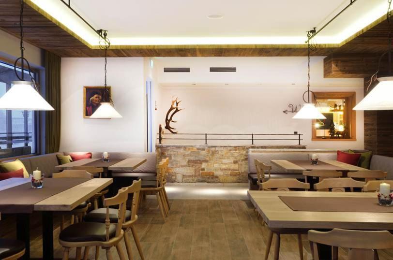 Hotel-Gasthof Zur Schoenen Aussicht St. Johann in Tirol Extérieur photo