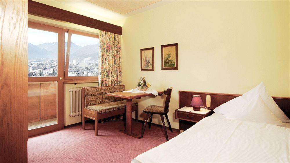 Hotel-Gasthof Zur Schoenen Aussicht St. Johann in Tirol Extérieur photo