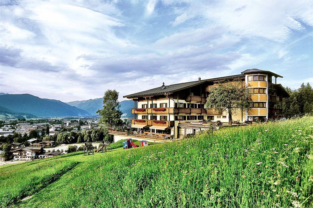 Hotel-Gasthof Zur Schoenen Aussicht St. Johann in Tirol Extérieur photo