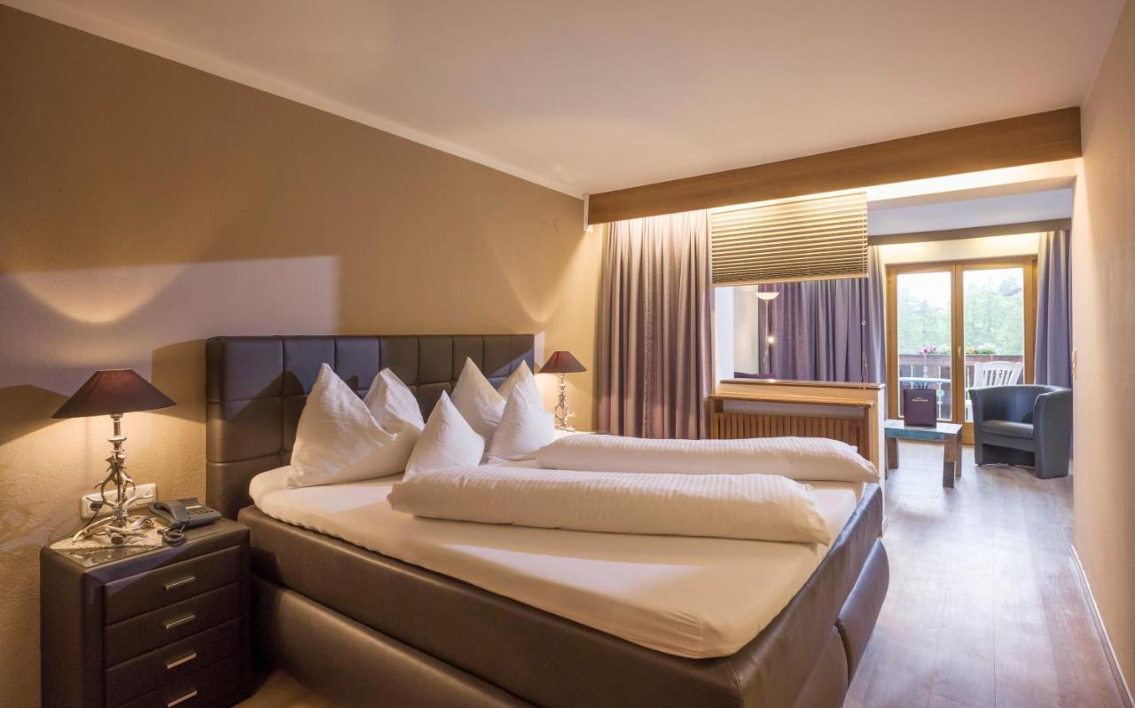 Hotel-Gasthof Zur Schoenen Aussicht St. Johann in Tirol Extérieur photo