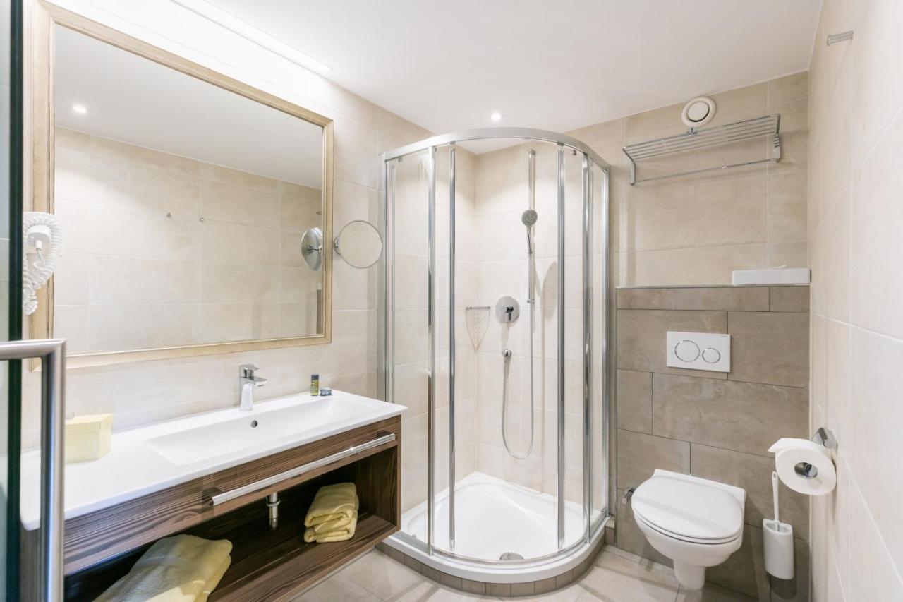 Hotel-Gasthof Zur Schoenen Aussicht St. Johann in Tirol Extérieur photo